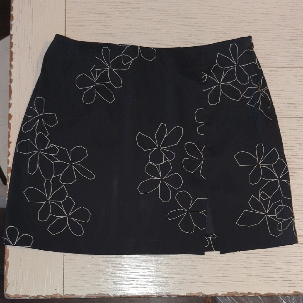 Express Black Floral Women's Skirt